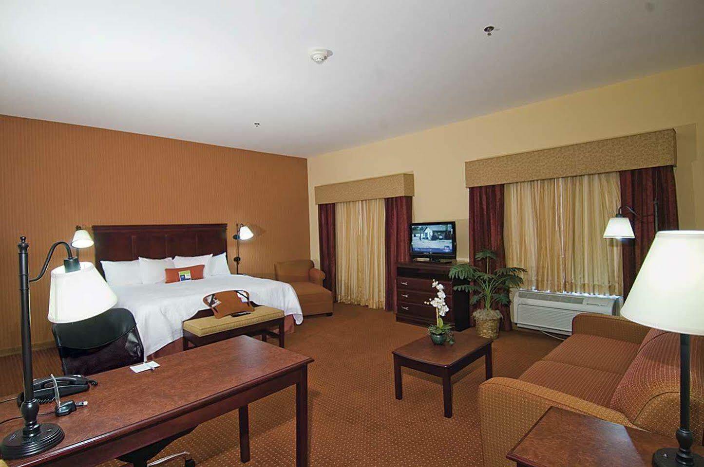 Hampton Inn & Suites Austin South Buda Zewnętrze zdjęcie
